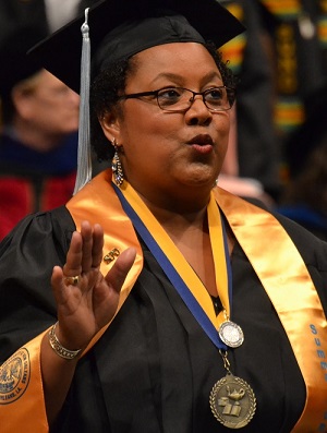 Beverly Jean Woods, Suno's 2015 Top Graduate